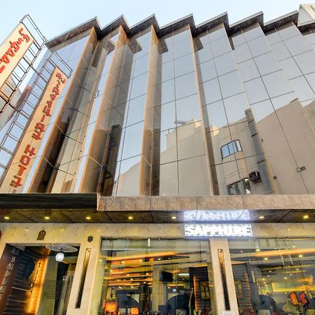 Airport La Sapphire Hotel & Restaurant Nueva Delhi Exterior foto